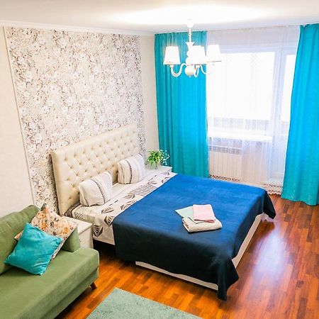 Apartamenty Evro Remont V Centre Goroda Pavlodar Extérieur photo